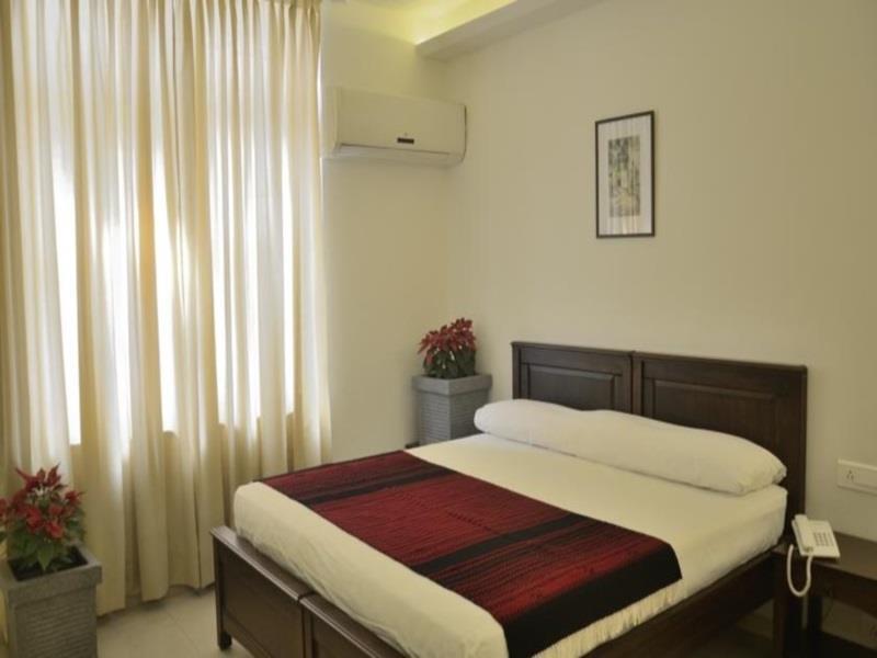 Oyo 710 Hotel Kshitij Пюн Екстериор снимка