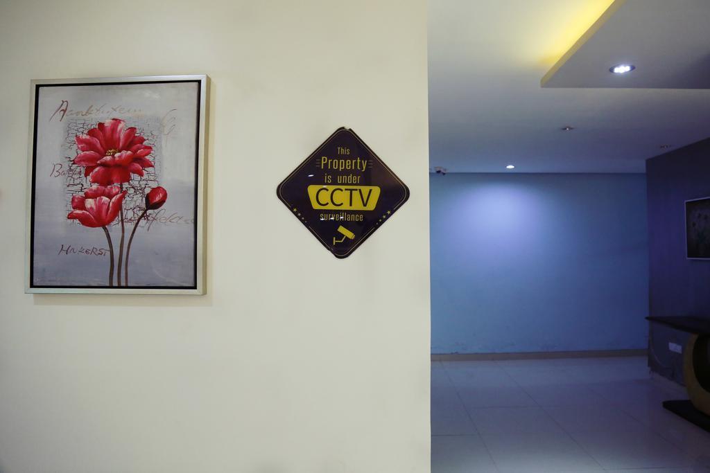 Oyo 710 Hotel Kshitij Пюн Екстериор снимка