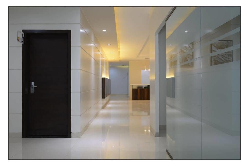 Oyo 710 Hotel Kshitij Пюн Екстериор снимка